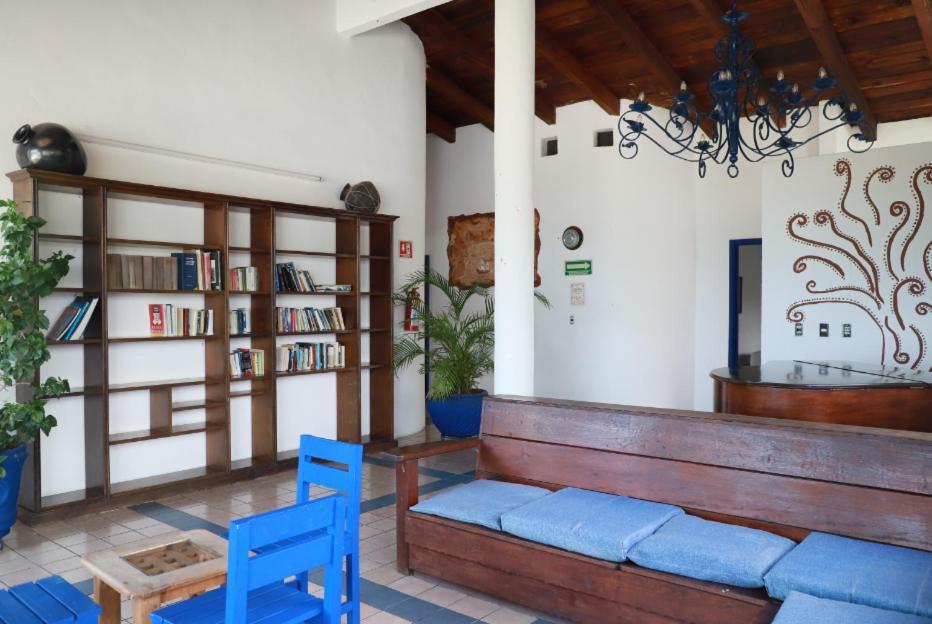Hotel & Hostal Mayflower Puerto Escondido  Ngoại thất bức ảnh