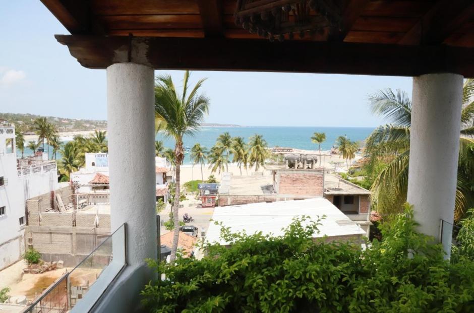 Hotel & Hostal Mayflower Puerto Escondido  Ngoại thất bức ảnh